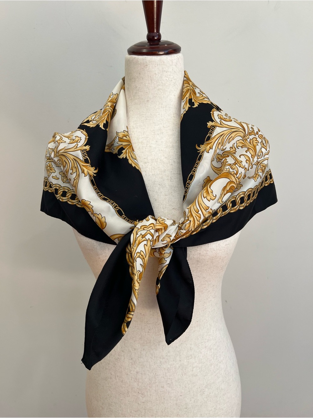 Satin Scarf Womens Square Chain Floral Ornate Print Dressy Elegant Made In Italy